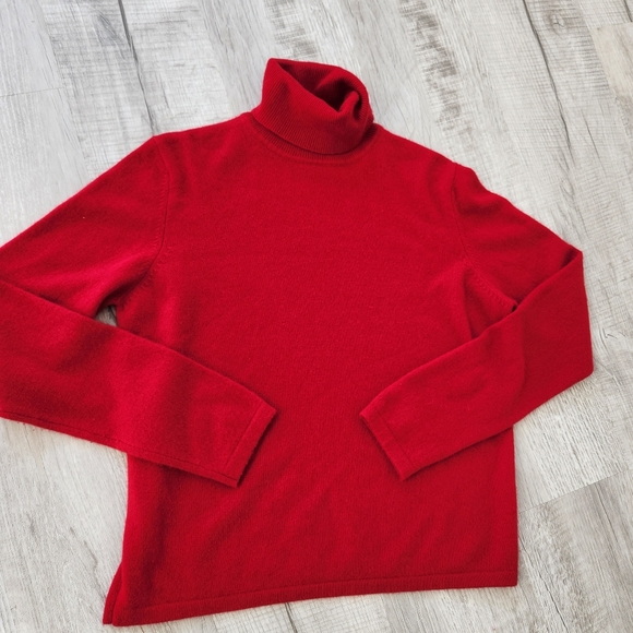Valerie Stevens | Sweaters | Valerie Stevens 2 Ply Cashmere Women Size M  Turtleneck Sweater In A Lush Red | Poshmark